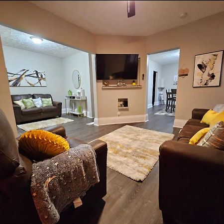 Elegant 4 Bedroom @Cleveland Clinic Area Exteriör bild
