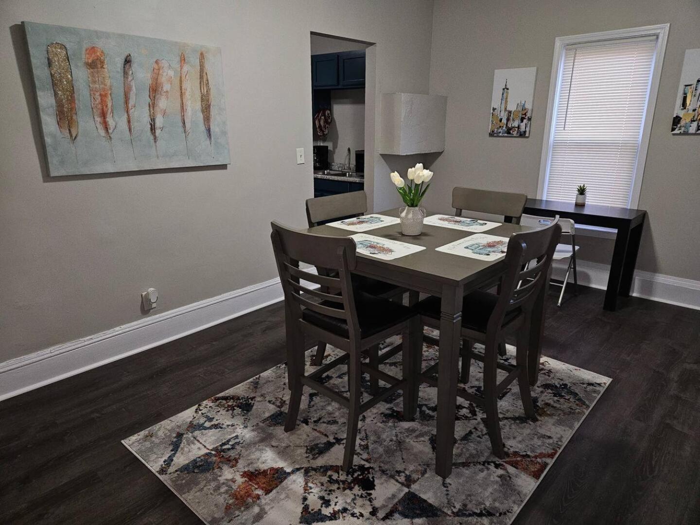 Elegant 4 Bedroom @Cleveland Clinic Area Exteriör bild